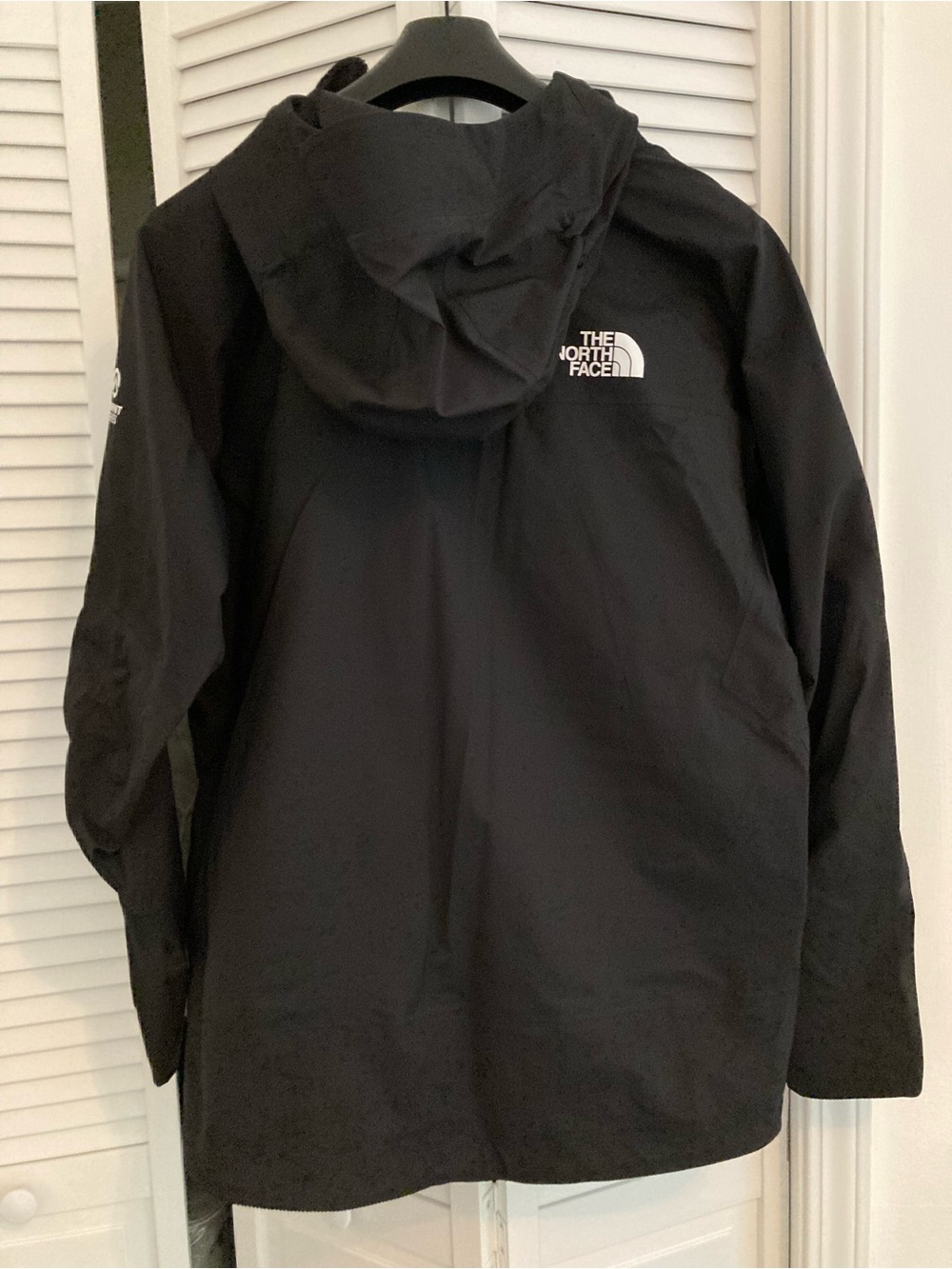 The North Face Men’s Black Waterproof Hooded L5 Jacket/Raincoat - Picture 5 of 5
